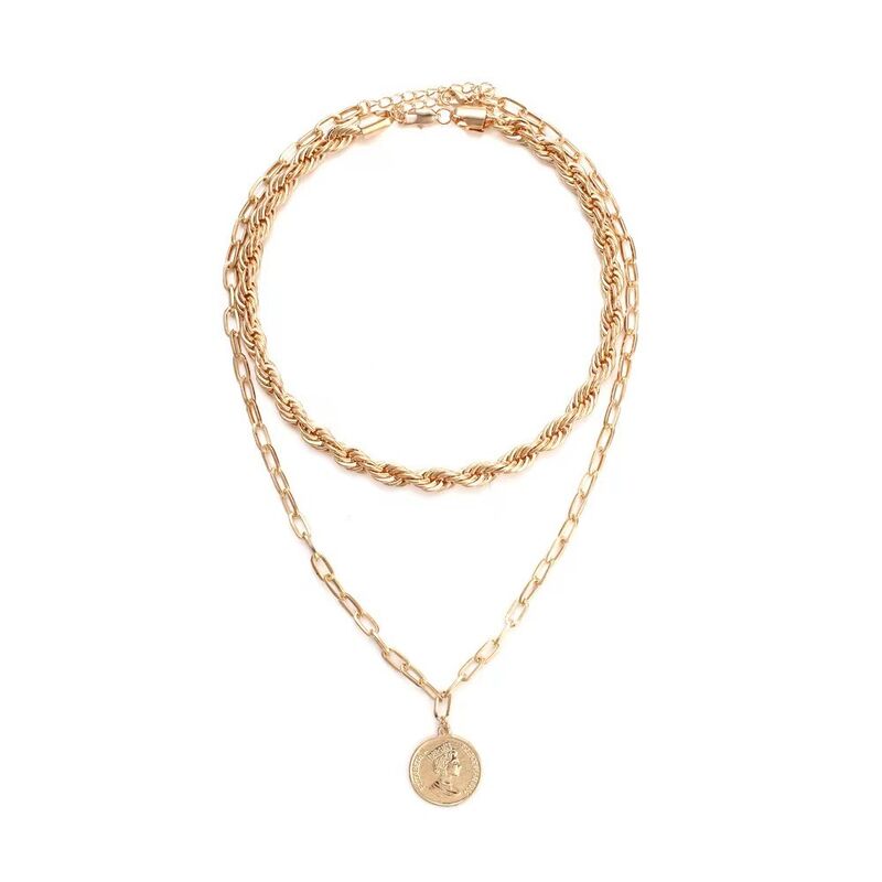 Elegant Golden Necklace Perfect for Any Occasion Made of Polyester